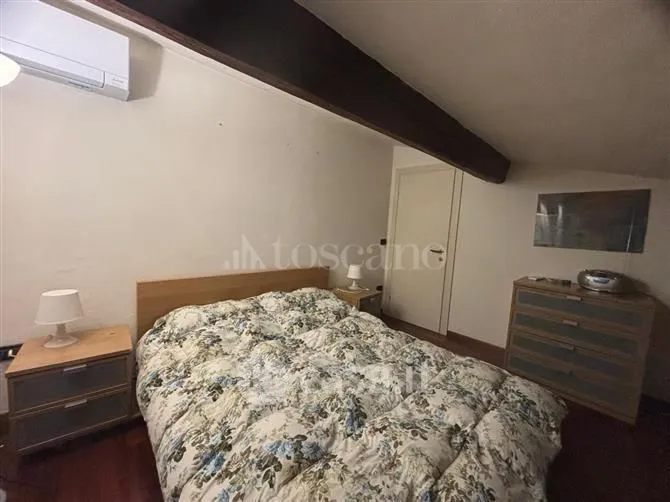 Chambres - Two-Level Apartment with Parking in Verona Centre