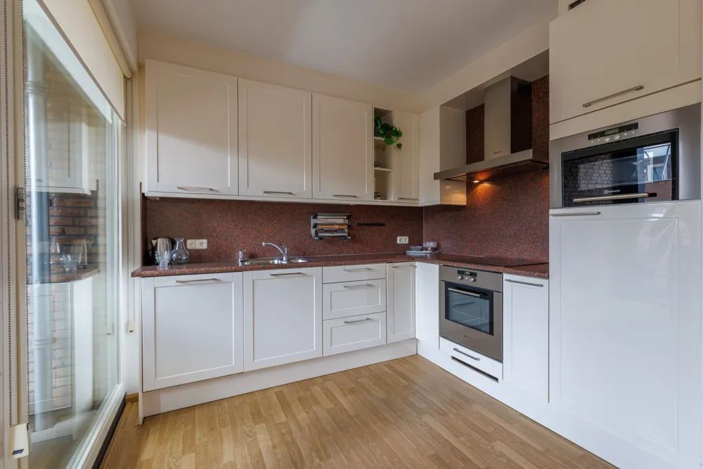 Cuisine - Corner Apartment with Balcony in Oldenzaal