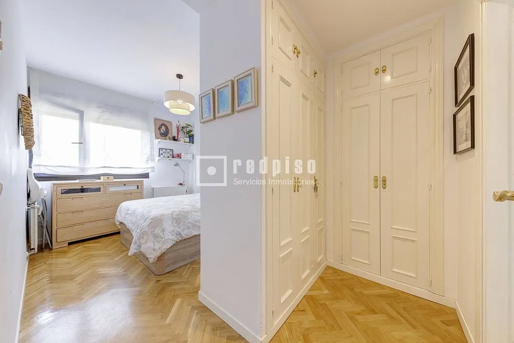Bedrooms - Duplex with Pool and Terrace in Boadilla del Monte