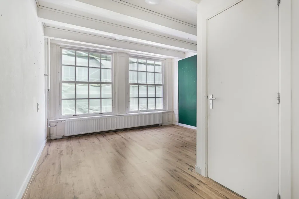 Toad - Historic Canal House with Two Units in Amsterdam