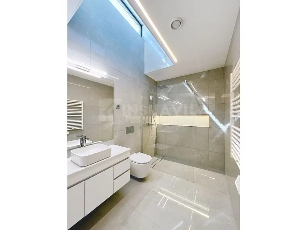 Vannitoad - Modern Villa with Pool in Vila Nova de Cerveira