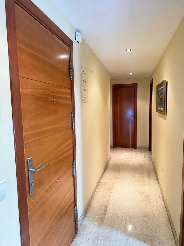 Esik - Apartment with Air Conditioning in Burriana Centre