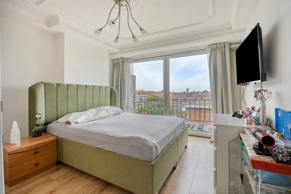 Chambres - Spacious Apartment with Jacuzzi in Dierenselaan