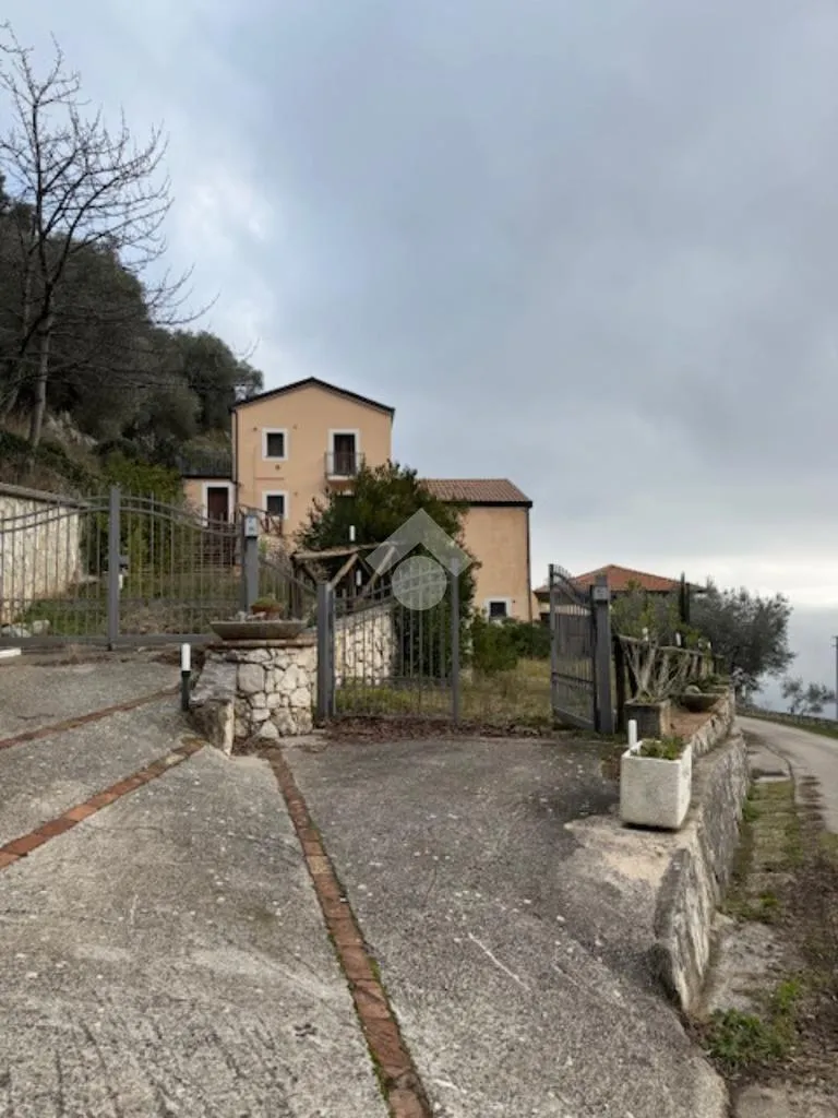 Exterior - Independent House with Restaurant in Venafro
