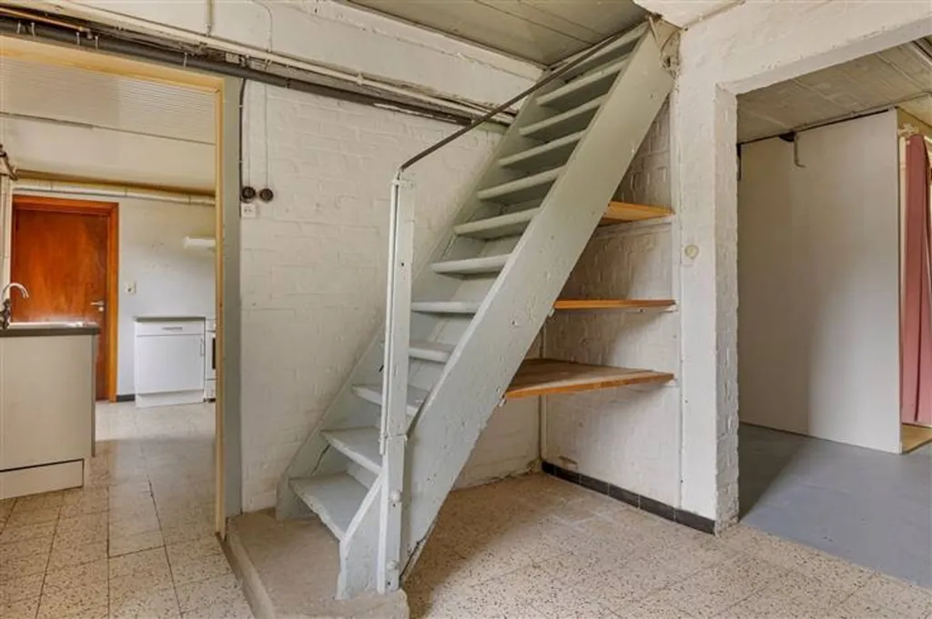 Toad - Farmhouse to Renovate with Garden in Gilmont