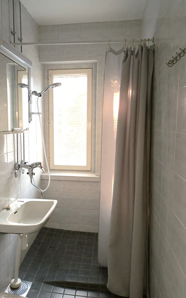 Bagni - Modernised Apartment with Park Views in Varkaus