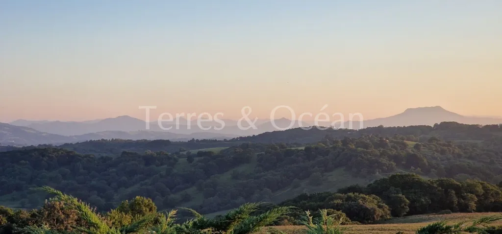 Villa Basque avec Vue sur les Pyrénées près de Bayonne