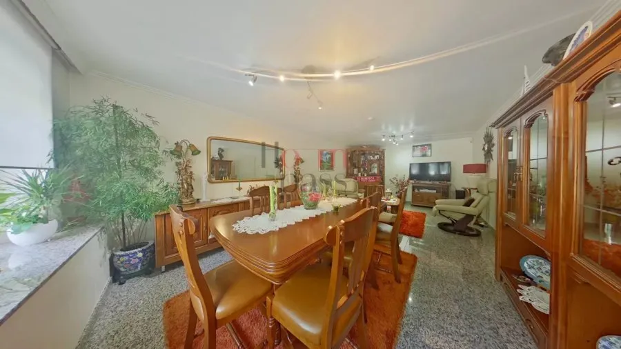 Salle à manger - Maison Familiale avec Jardin à Remich