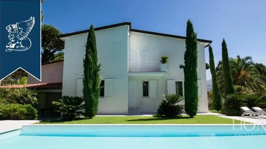 Bassein - Luxury Villa with Pool in Forte Dei Marmi