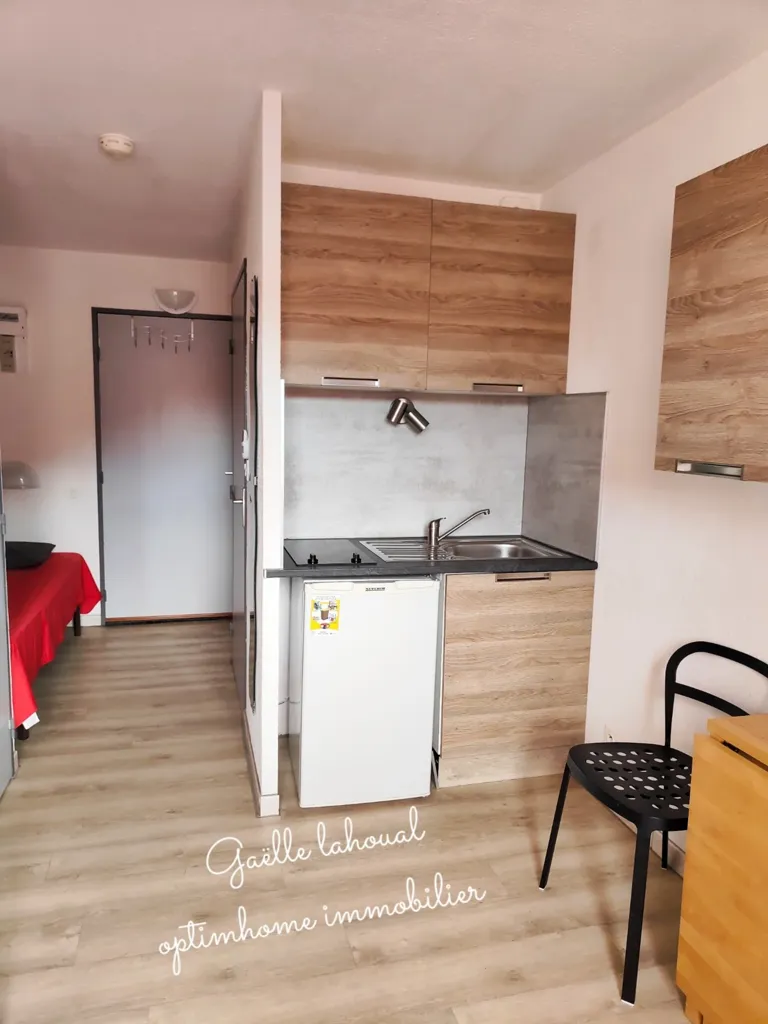 Cuisine - Studio Meublé à Lamalou-les-Bains, Proche Thermes