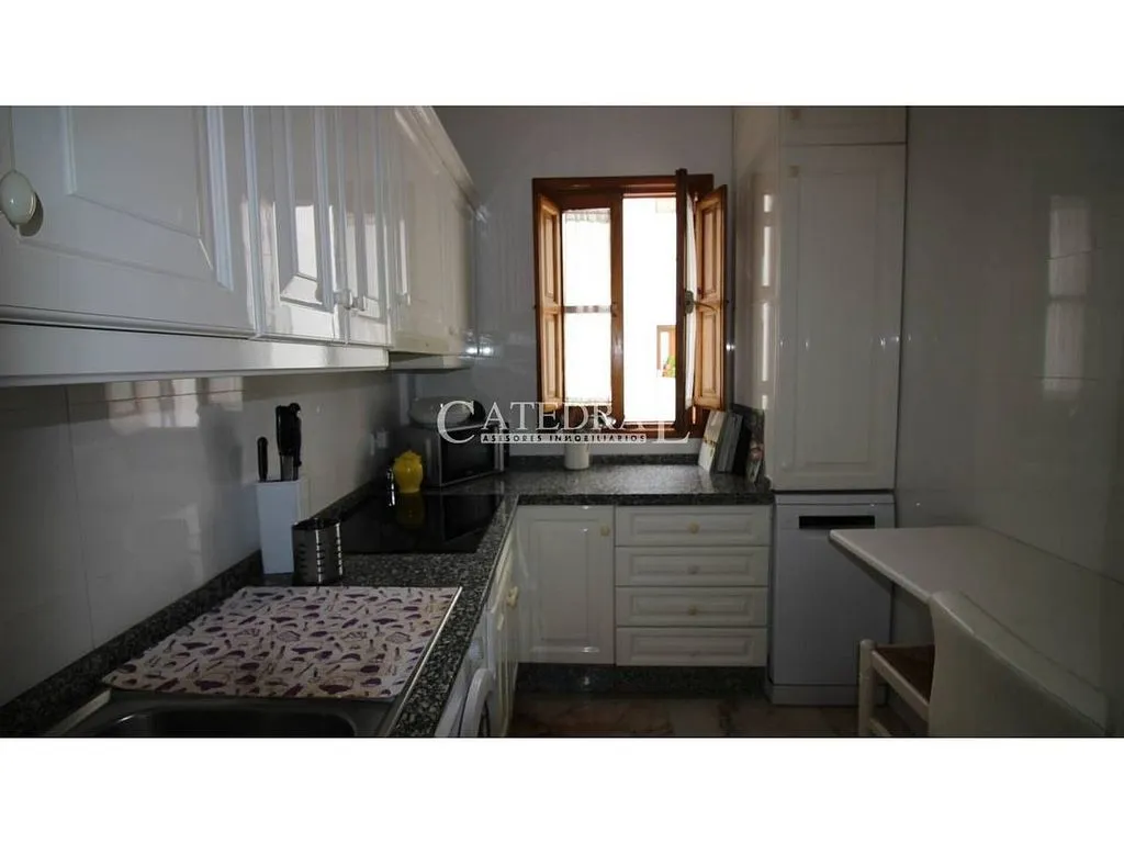 Köök - Aménagé Flat with Balcony in Seville Centre