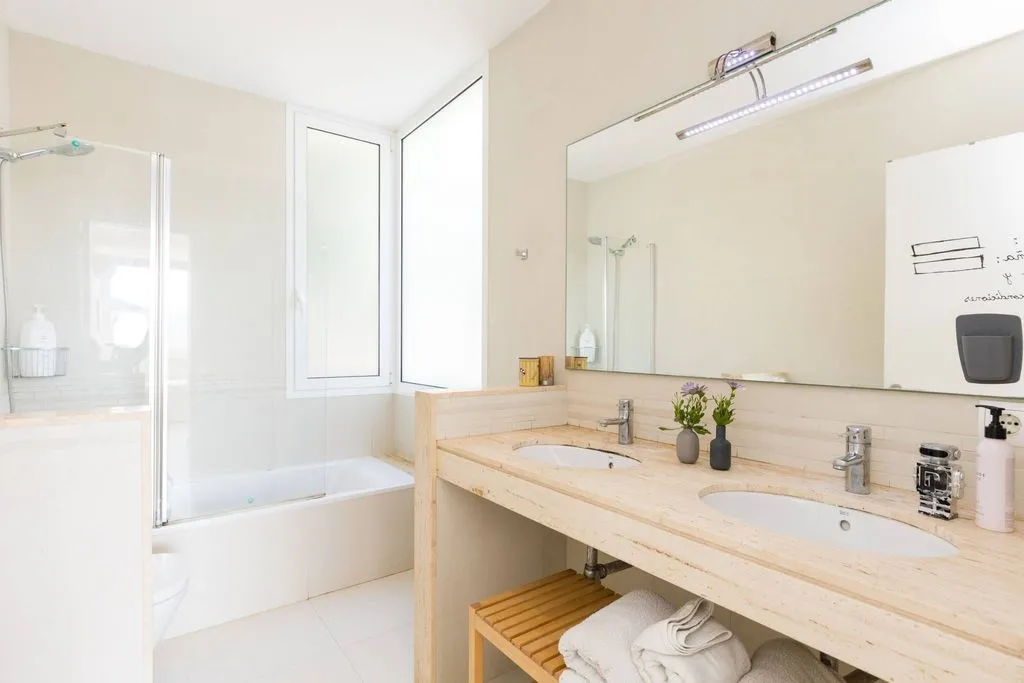 Vannitoad - Luxury Villa with Pool in Binibèquer Vell