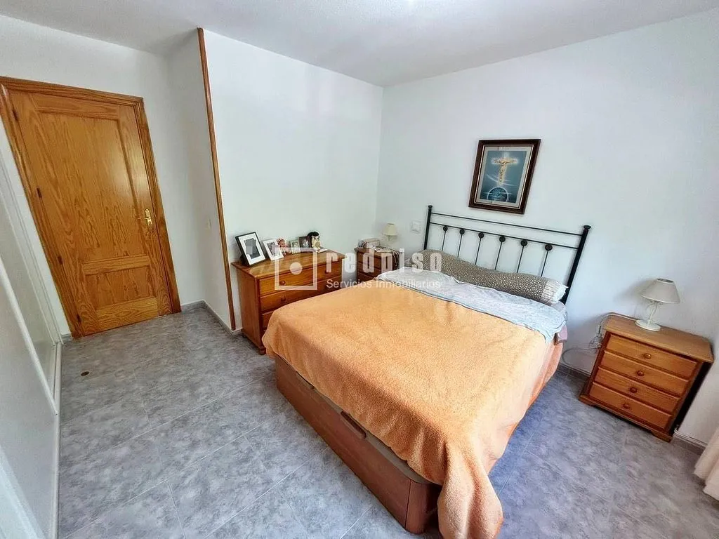 Magamistoad - Semi-detached House with Garage in Alovera