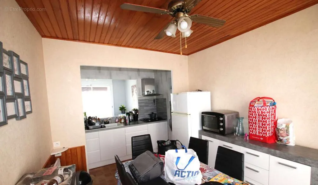 10-room apartment in Saint-Rome-De-Tarn