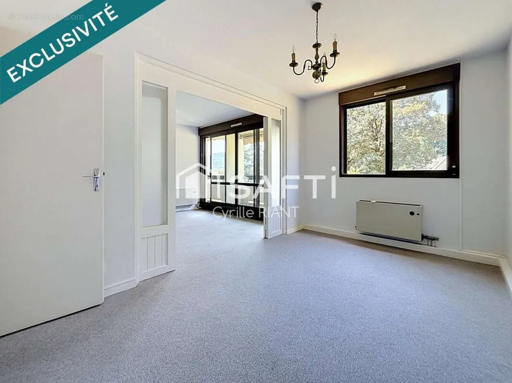 Camere da letto - Apartment with Balcony in Rives