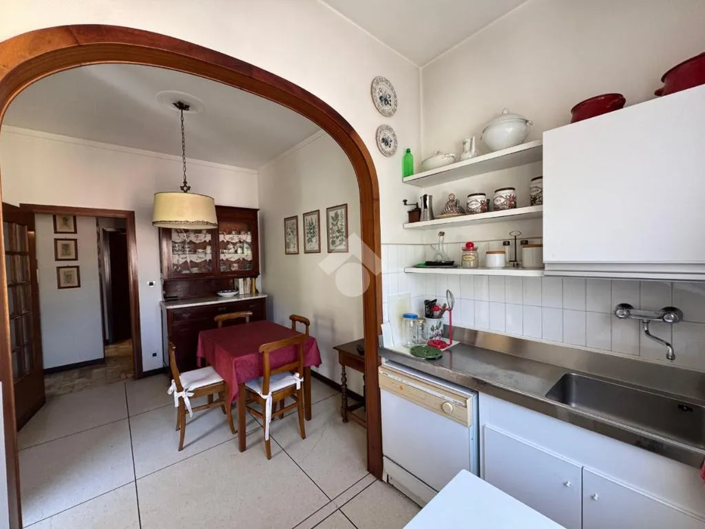 Köök - Fourth Bedroom Flat with Balcony in Bolzaneto