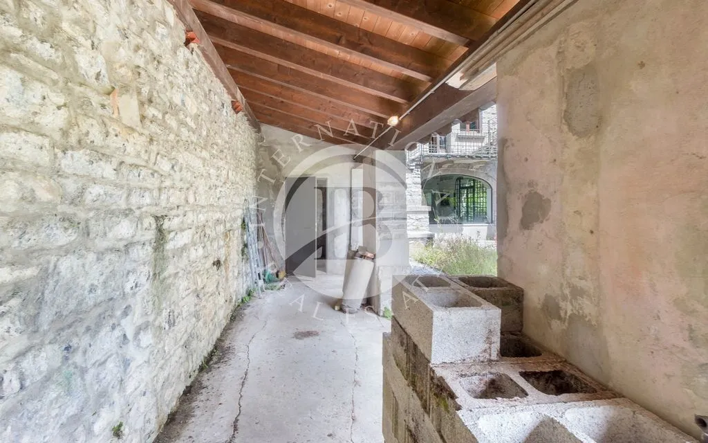 Jardin - Liberty-Style Villa in Lanzo d'Intelvi
