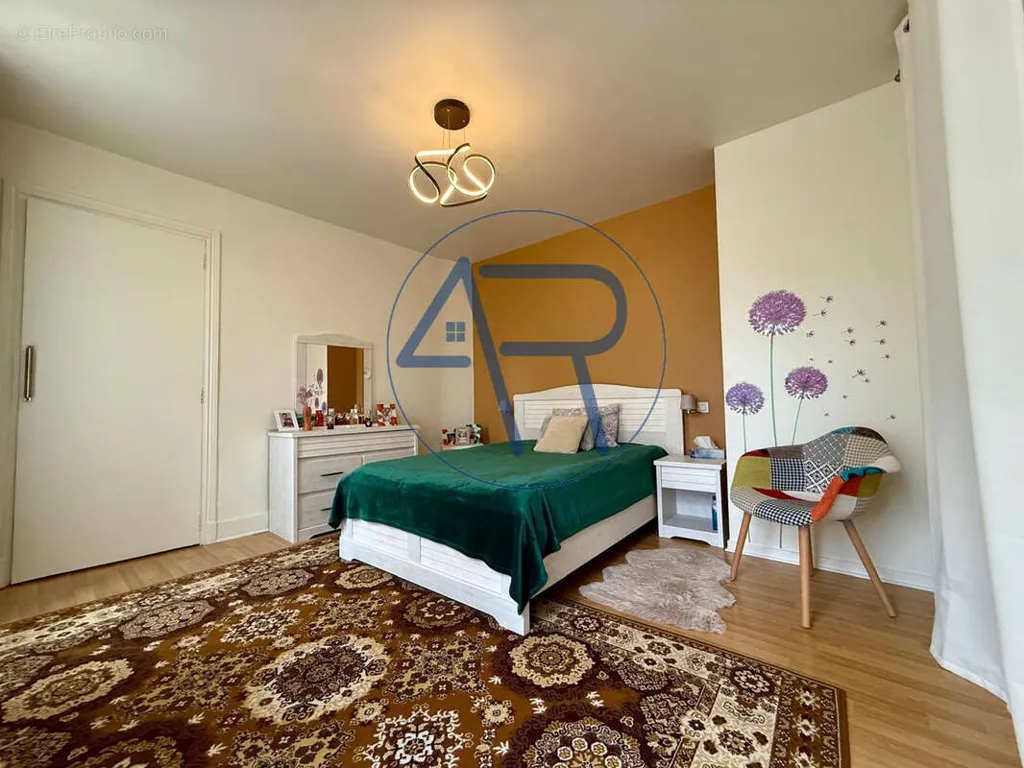 Magamistoad - Renovated Apartment in Brioude City Centre