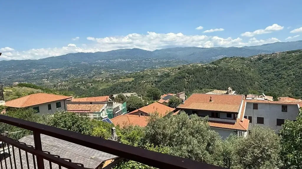 Balcon - Bifamiliar Villa with Garden in Laurignano
