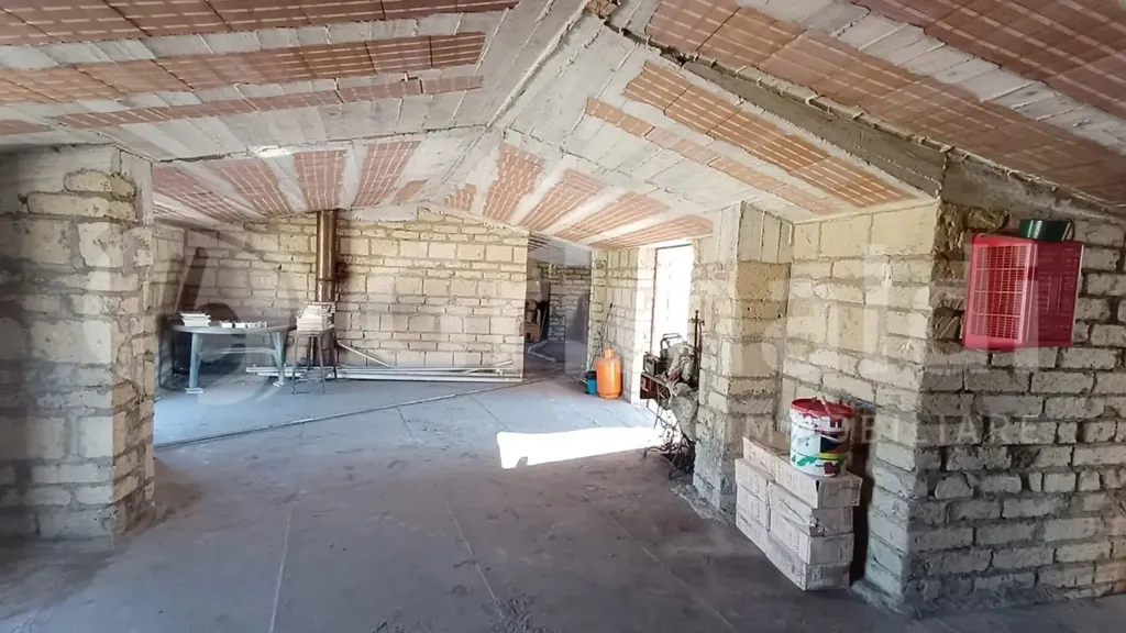 Pièces - Loft with Potential in Brusciano