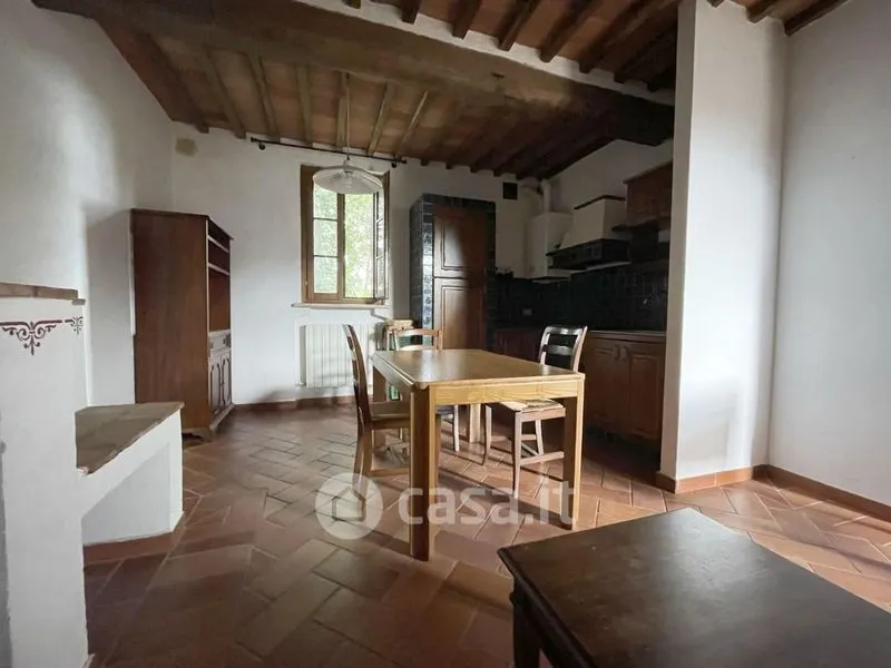 Söögituba - Rustic Trilocale with Garden in Siena