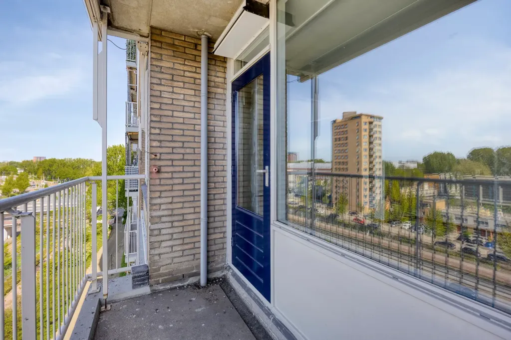 Balcon - Galerij Flat with Balcony in Schiedam