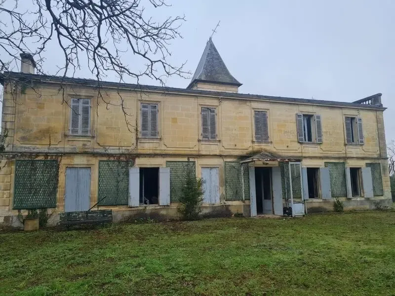 Extérieur - Château à Réaménager avec Parc à Arveyres