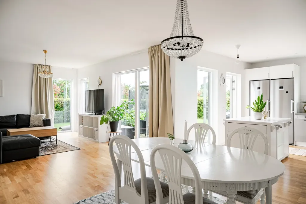 Söögituba - Apartment with Field View in Viby