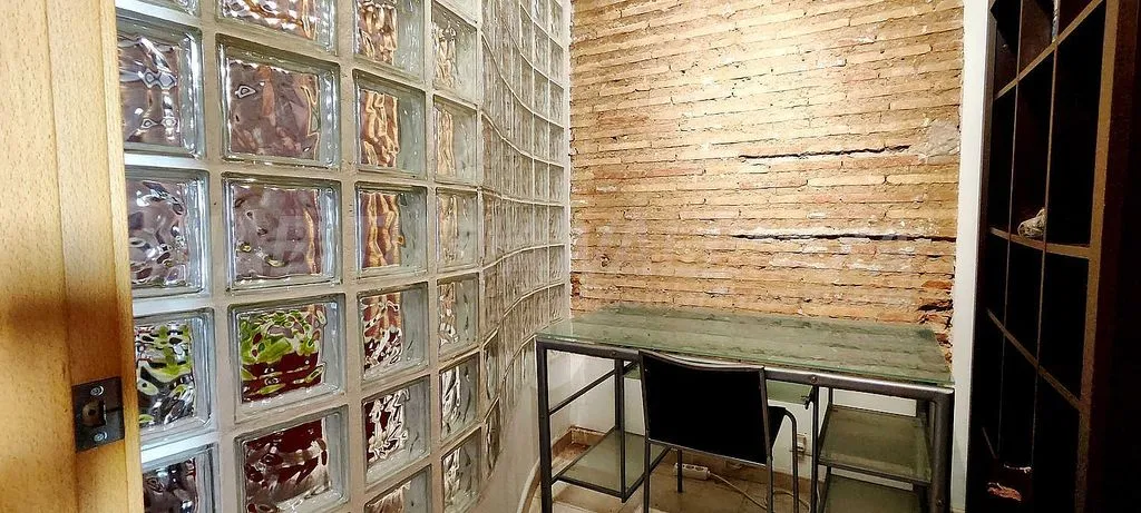 Bureau - Apartment with Balcony in El Carme, Valencia