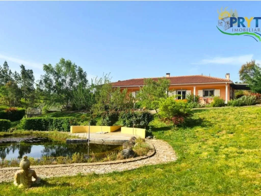 Aed - Luxury House with Feng Shui Design in Nesperal