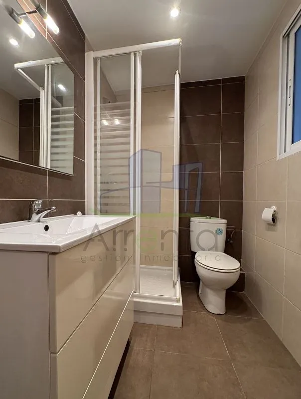 Salles de bain - Fully Furnished Flat with Terrace in De L'Argenter Suárez