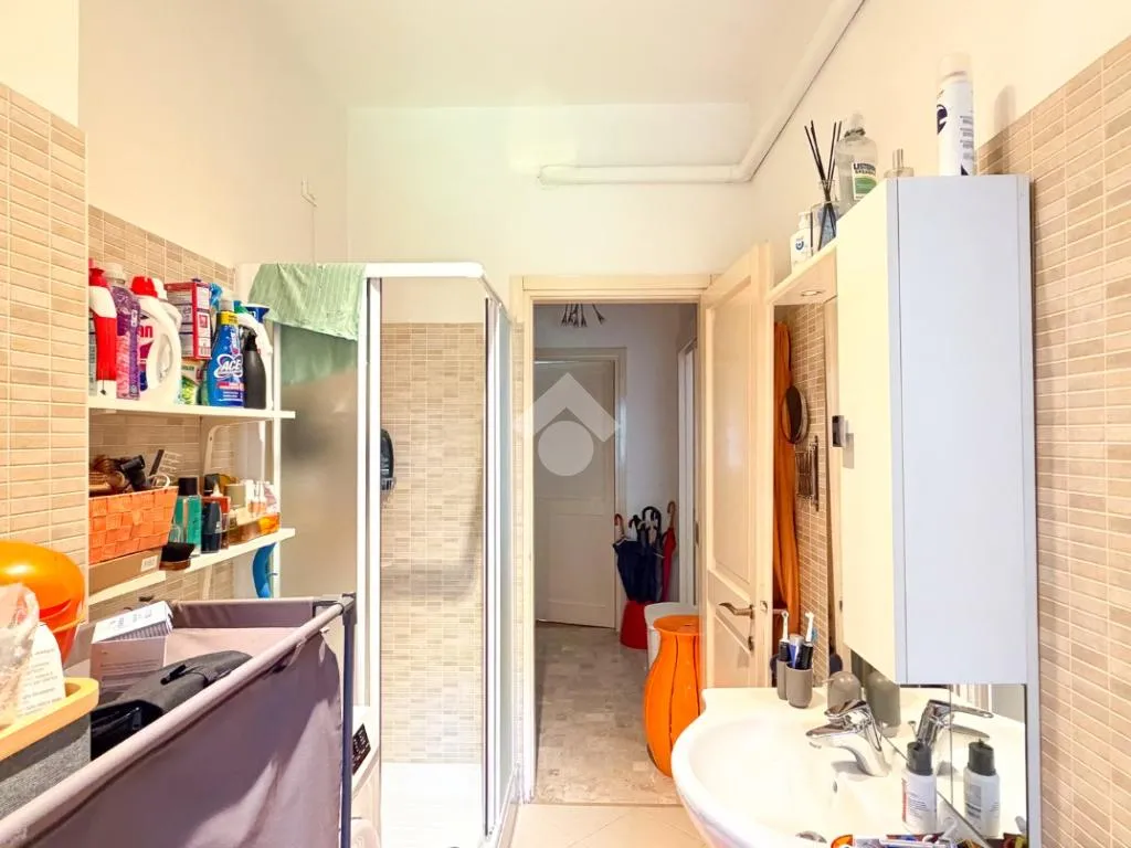 Vannitoad - Elegant 2-Bedroom in Central Milan