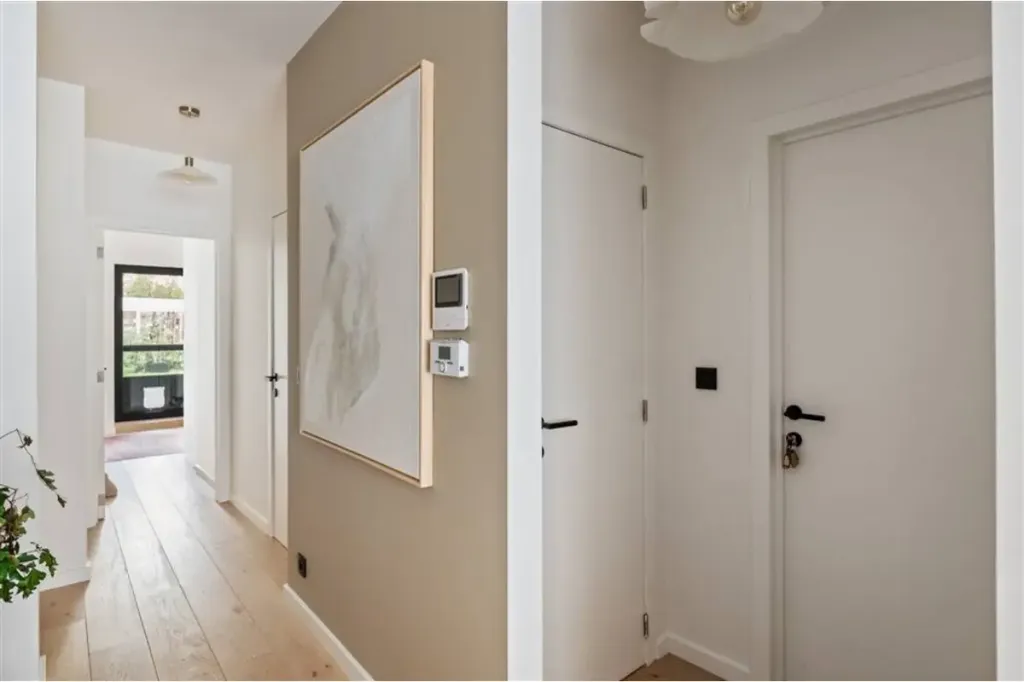 Entrée - Appartement Rénové avec Terrasse à Kontich