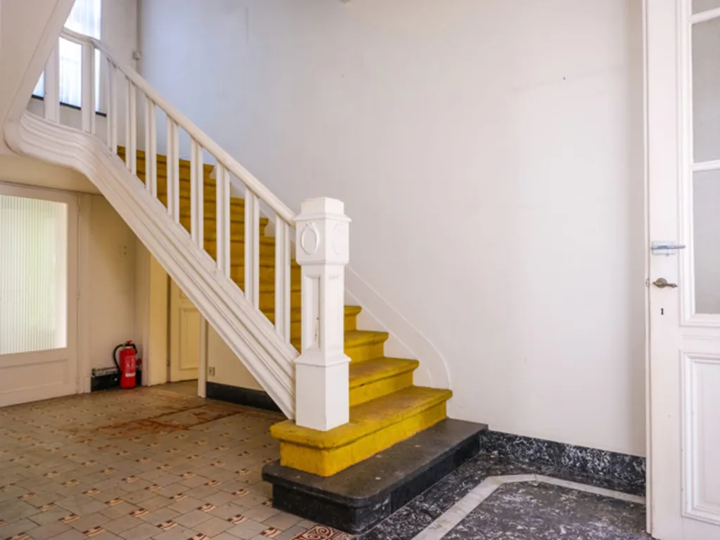 Stanze - Historic Pastorate with Potential in Town Centre