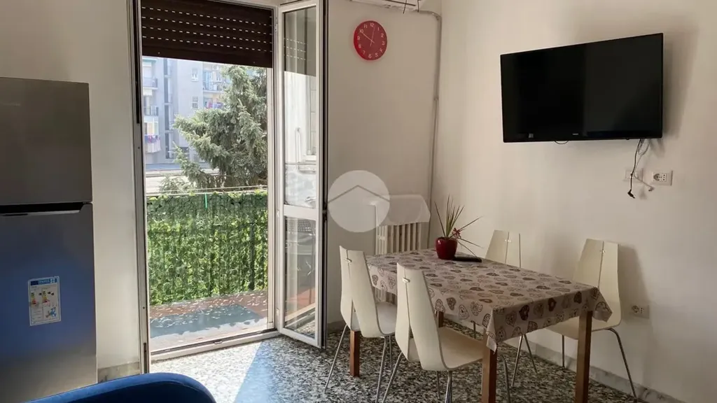 Salle à manger - First Floor Flat with Balcony in Milan South