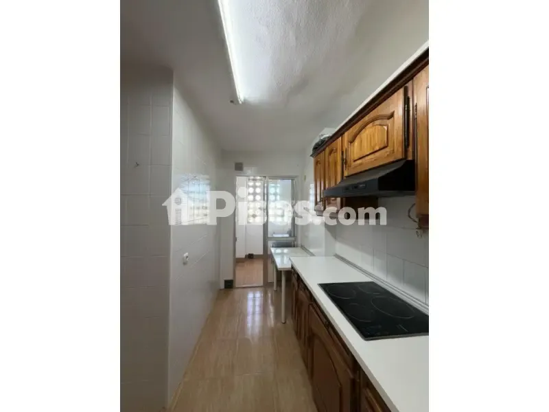 Cucina - Four-Bedroom Apartment with A/C in Montequinto