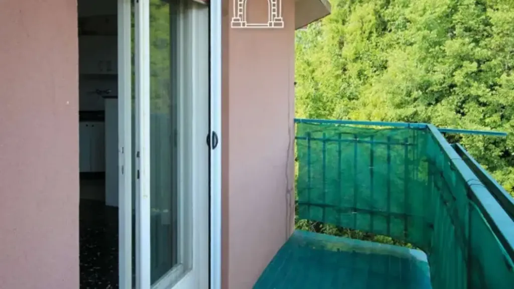 Balcon - Apartment with Balcony on Fifth Floor, Trieste