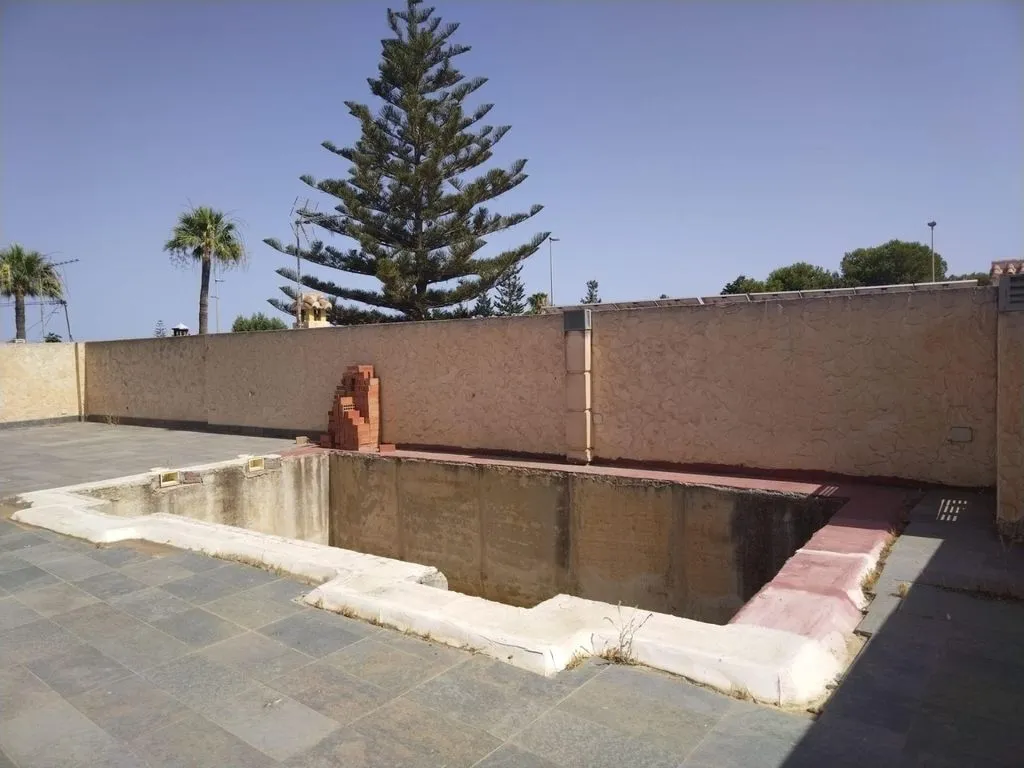 pool_area