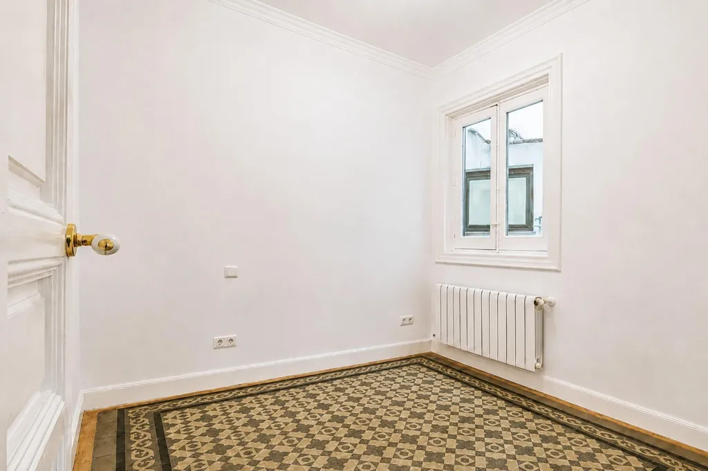 Toad - Charming Flat with Balcón in Madrid's Centro