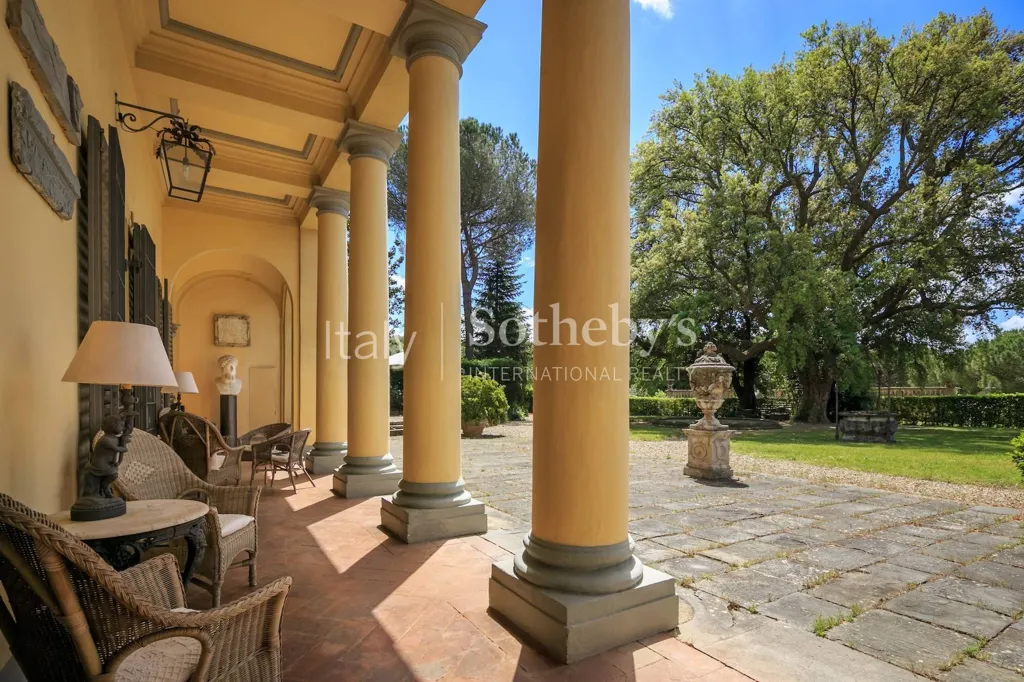 Terrasse - Luxury Flat in Historic Villa, Florence