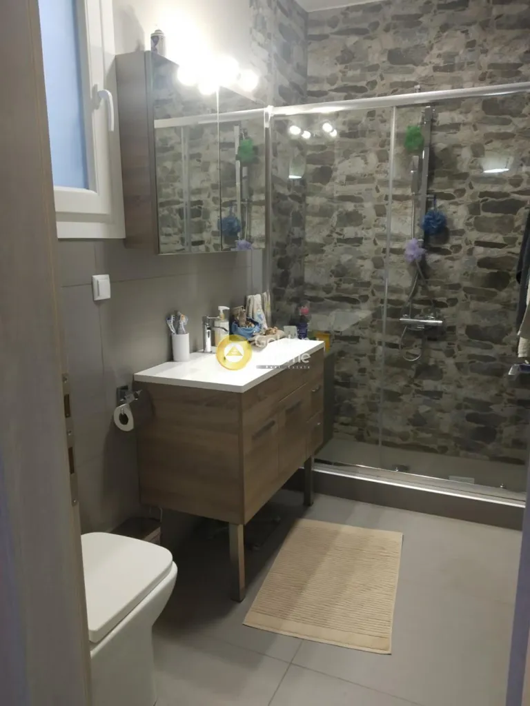 5-room house in GR
