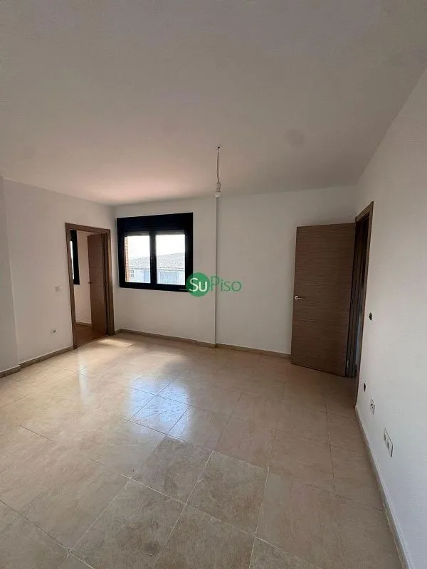 Pièces - Spacious Flat with Terrace in Magán