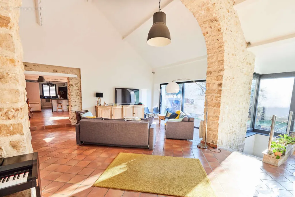 Maison 7 pièces à Vulaines-Sur-Seine