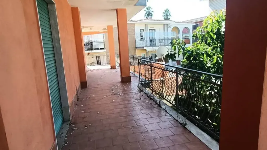 Balcon - Terraced Apartments with Lake View in Giugliano