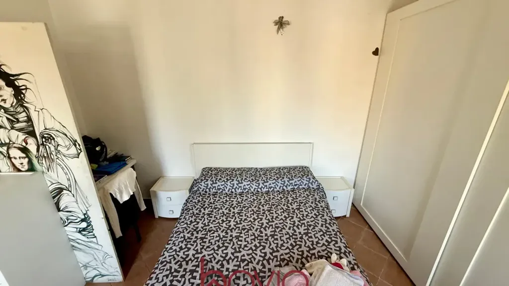 Bedrooms - Quadrilocale with Private Courtyard in Regio Parco, Turin