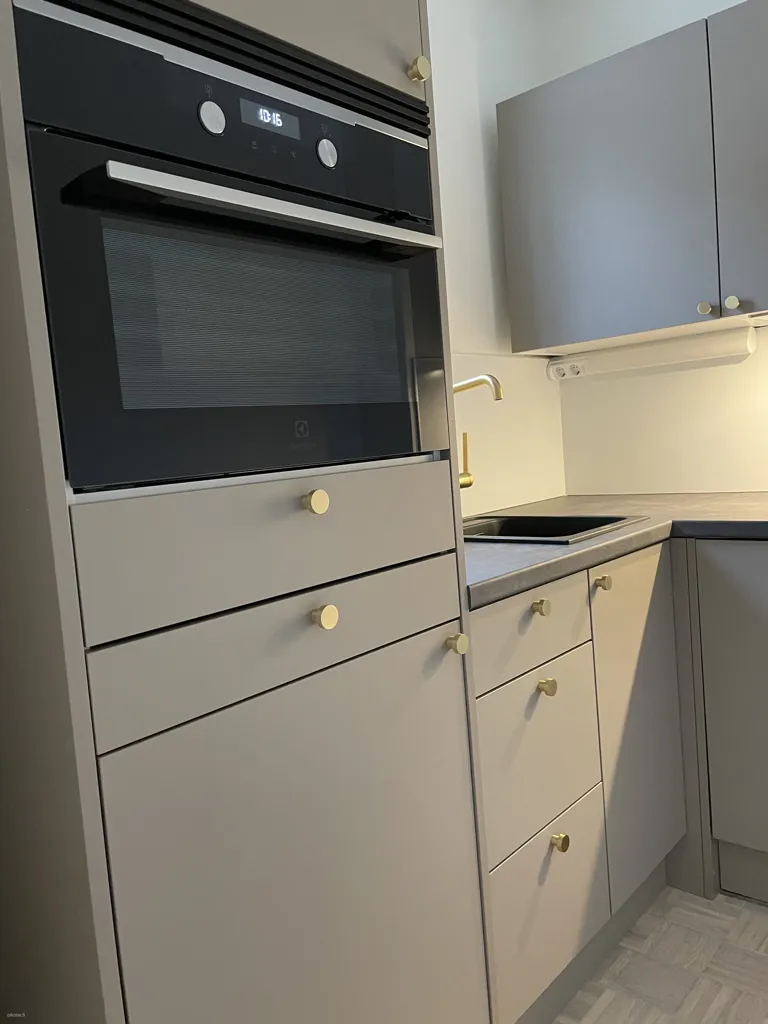 Cuisine - Renovated Studio with Balcony in Etelä-Haaga