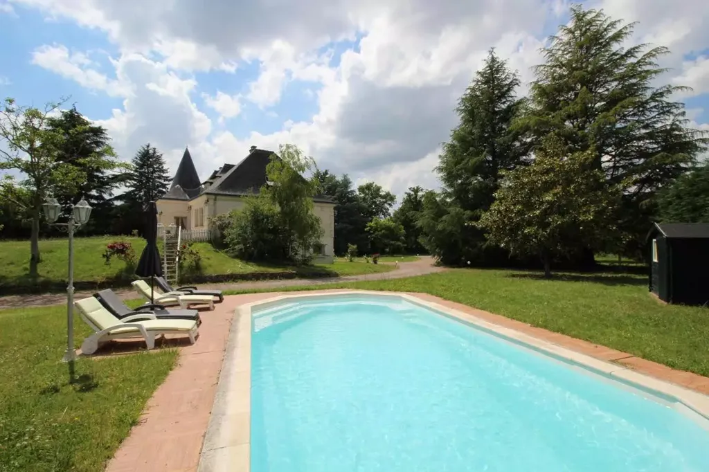Piscine - Maison d'Architecte avec Piscine Chauffée à Andard
