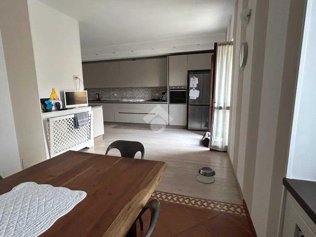 Salle à manger - Independent House with Balcony in Samone