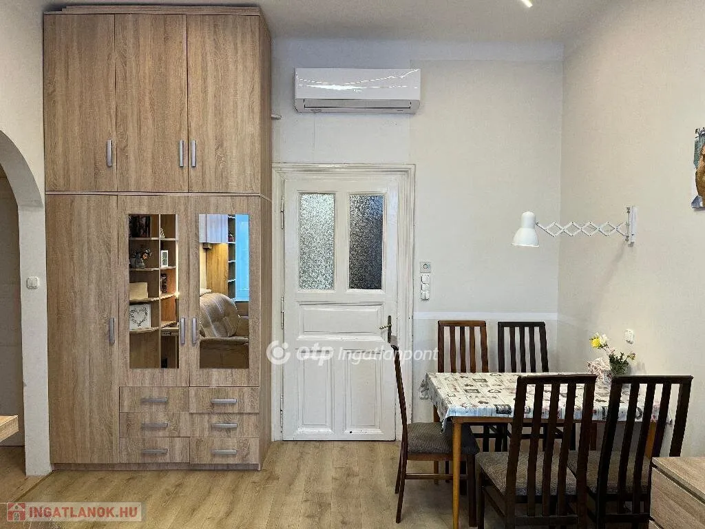 Söögituba - Apartment with Gallery near Orczy Park, Budapest