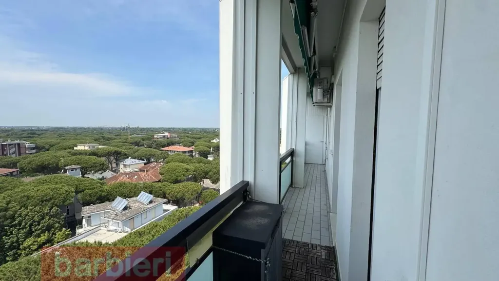 Rõdu - Trilocale with Balcony in Cervia